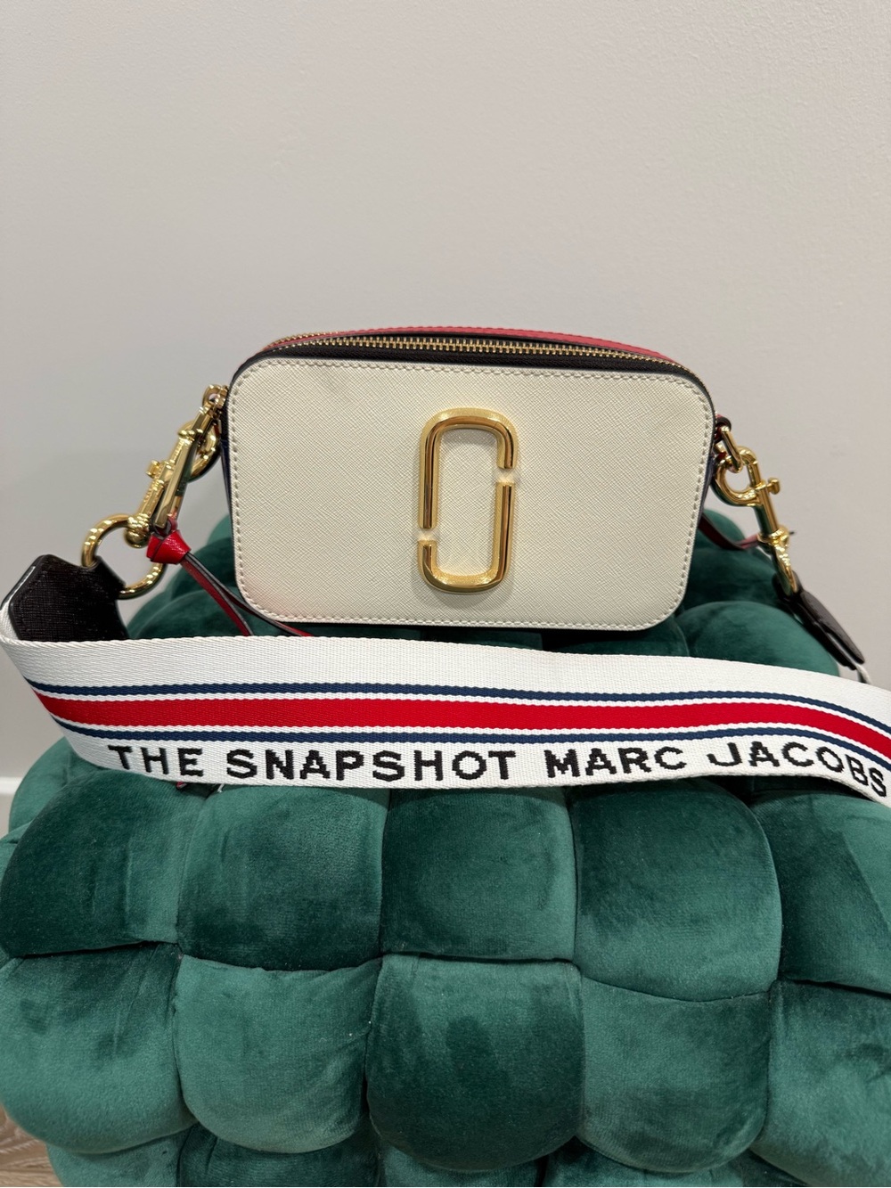 Marc Jacobs Cream Snapshot Crossbody with Red, White & Blue Strap - Picture 7 of 12